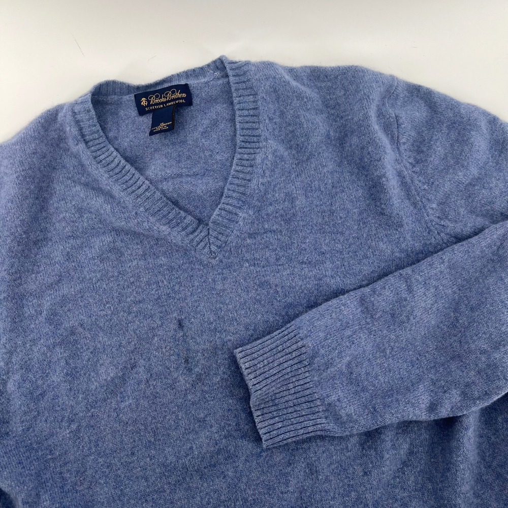 Brooks Brothers Mens XL Blue‎ Scottish Lambswool V-Neck Sweater Long Sleeve Knit